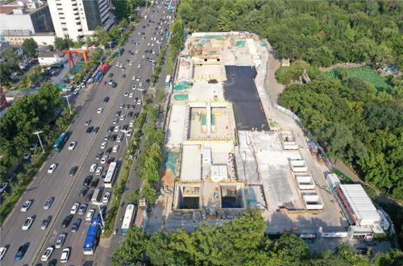 项目强省会｜济南地铁4号线泉城公园站：最“浅”车站施工进入后段