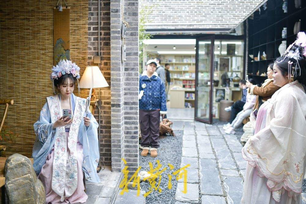 济南老街泉水人家提升改造 变身文创园向游客开放