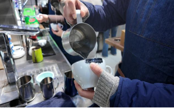 融媒·见证丨这里的公共就业服务拿下“双重荣誉”——家门口的“就业逆袭”