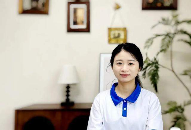 浙大百万网红陈娴称曾遭遇同学质疑,否认“月入千万”的传闻