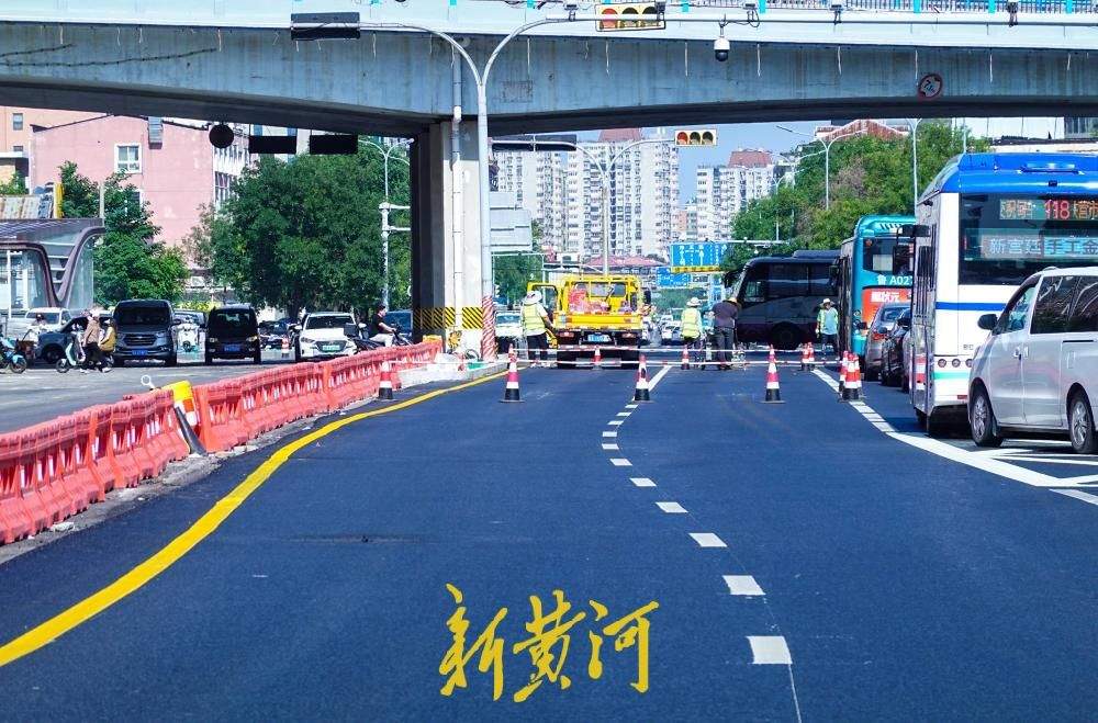 地铁6号线经一纬六站出入口建设初具规模