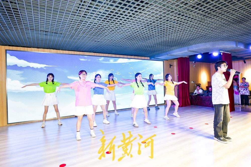 夏日炎炎，来“天然空调房”里坐坐，还有精彩节目看！