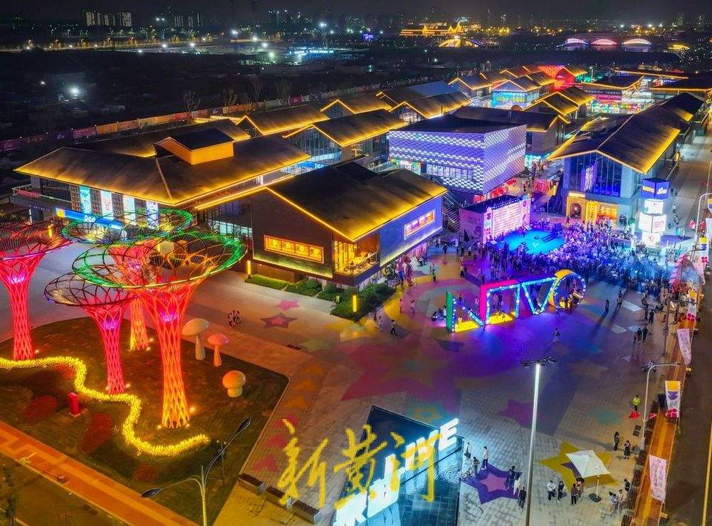 国庆中秋假期泉城夜经济火爆：多元场景和智慧服务激活夜间消费增量