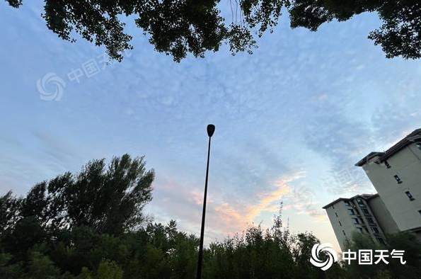今明两天北京高温闷热持续 最高气温可达36℃