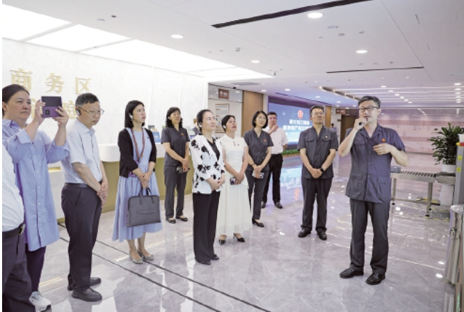 推动法庭工作提档升级 部分全国人大代表调研济南法院人民法庭工作