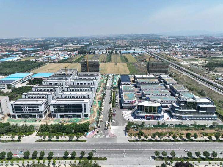 生产了全球七成假睫毛，山东这个县城还不满足