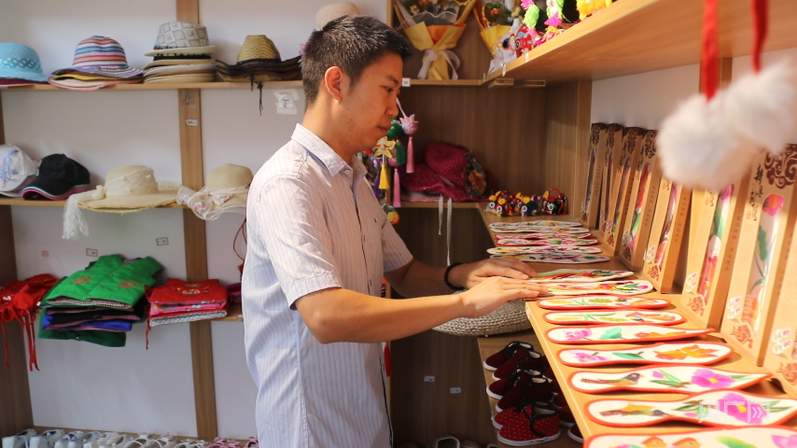 【牢记嘱托·看见美好中国】“红绿”生金 绘就老区新景