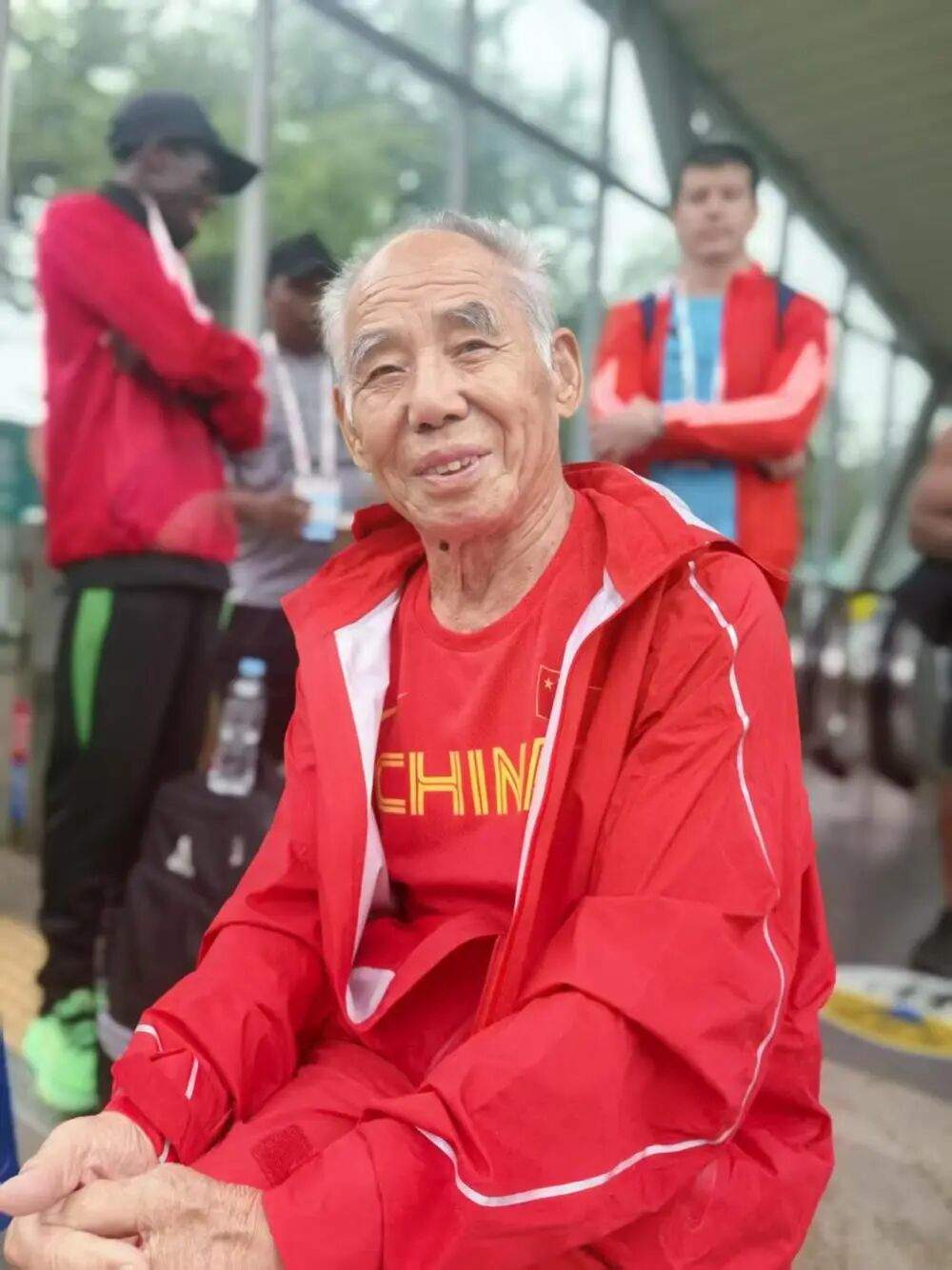 2026世界大师田径锦标赛 济南92岁大爷获2金1银1铜
