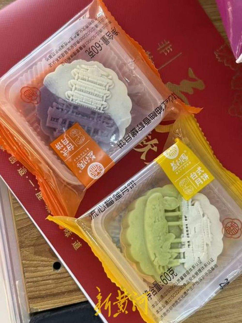 月饼包装上体现“泉城景色”，成为济南城市“明信片”