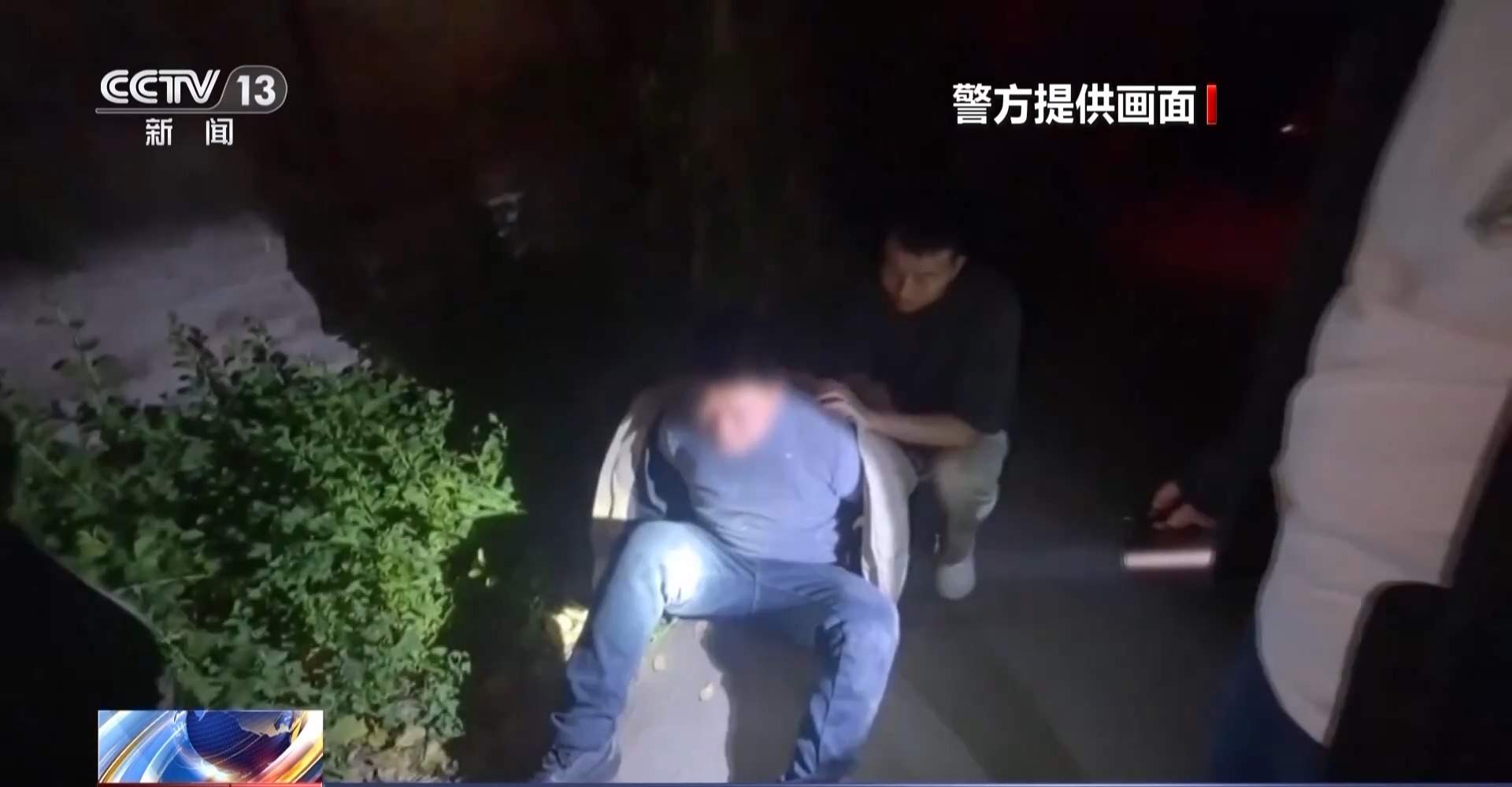 摩托车大盗假扮“熟人”骗金饰 民警蹲守多日成功抓捕