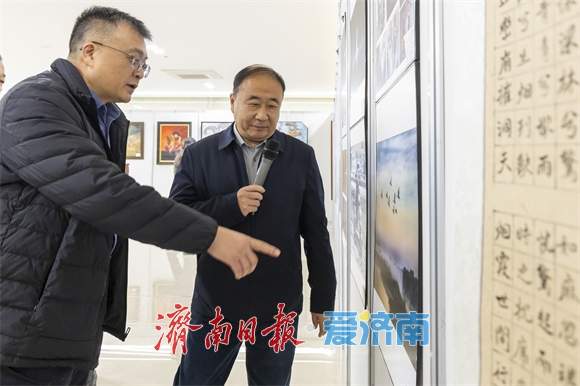 六载芳华不负约 光影盛宴如期至 第六届“泉城晚晴·翰墨光影”老年文化艺术季颁奖仪式举办