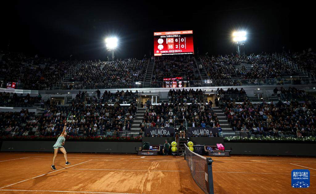 WTA1000罗马站：萨巴伦卡晋级32强