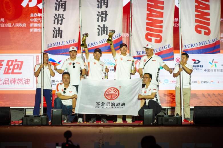 零公里润滑油ZM车队包揽2026环塔T1+冠亚军及车队冠军，强势登顶亚洲顶级越野赛事