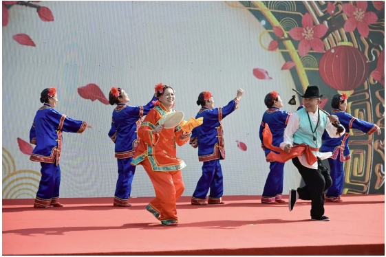 “我们的节日”之所以热，根在文化自信