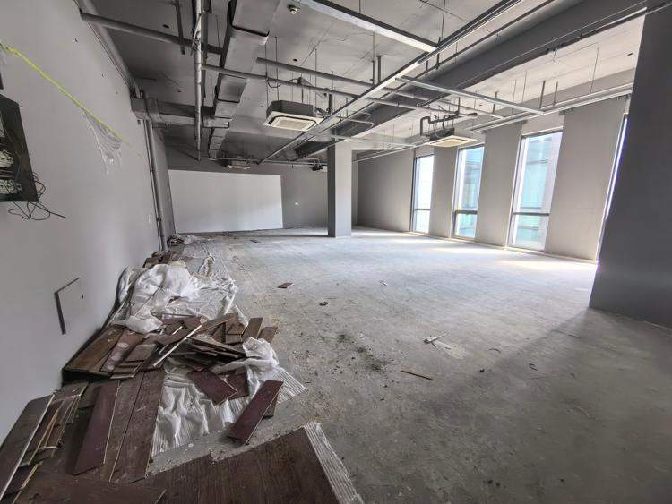 假“迪士尼VIP套餐”坑骗外地游客现象 为何“管不了”