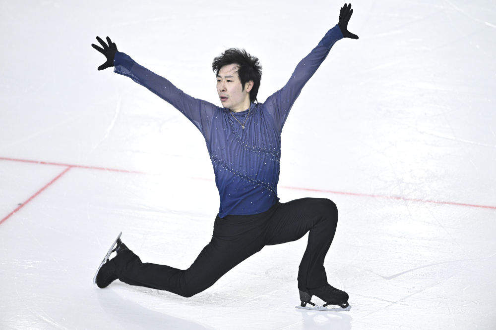 花滑全锦赛：金博洋、金书贤分获男、女单冠军