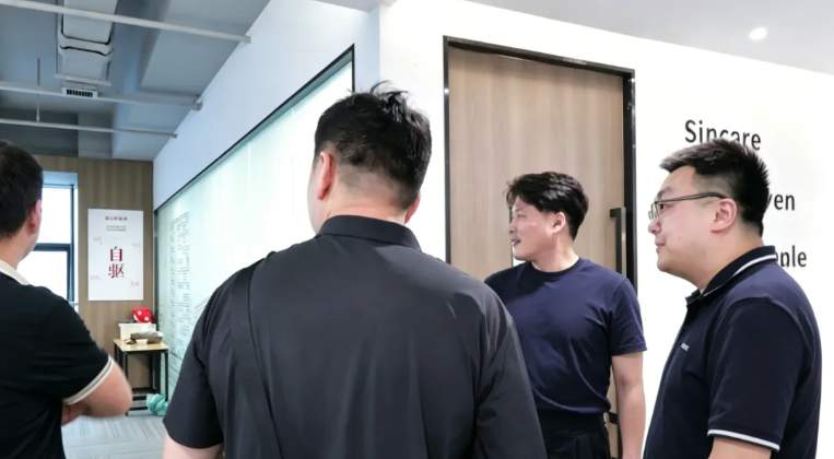 欢迎山东省就业促进会生涯规划与就业准备专委会领导一行莅临优易聘求职参观交流