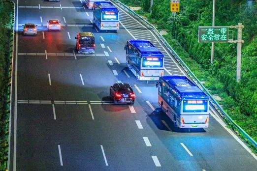 房东的猫演唱会来了，济南公交将开通6条歌迷定制专线，怎样订票看这里→