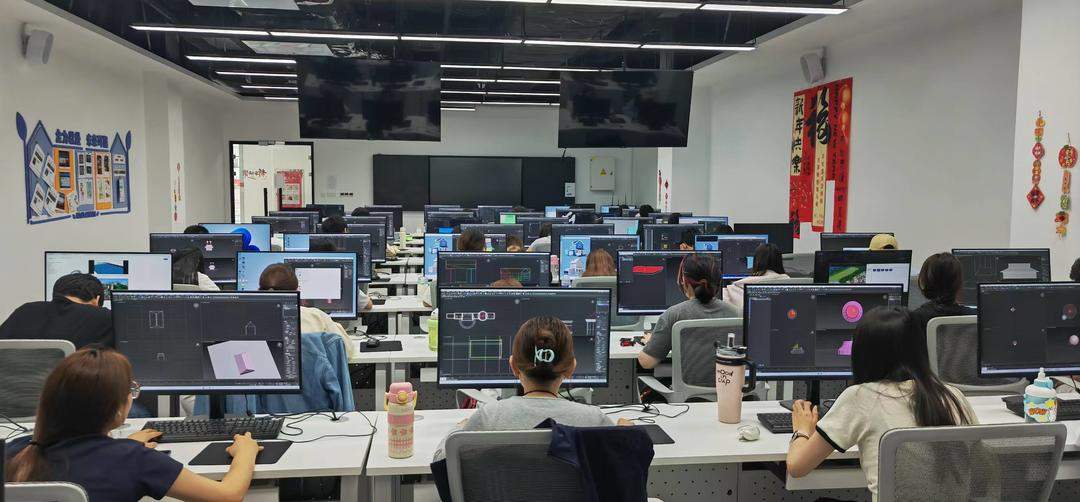 人才问题困扰三线城市发展数字信息服务业？济宁任城探索新解法