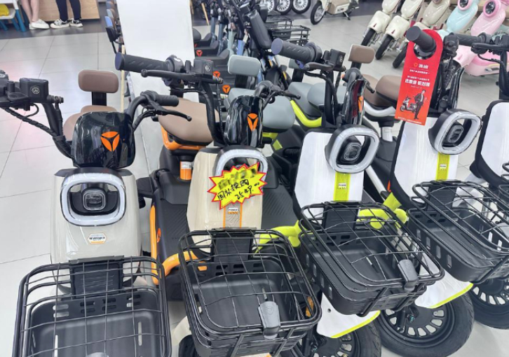 电动自行车新国标落地在即 济南商家“清库存”销量翻倍