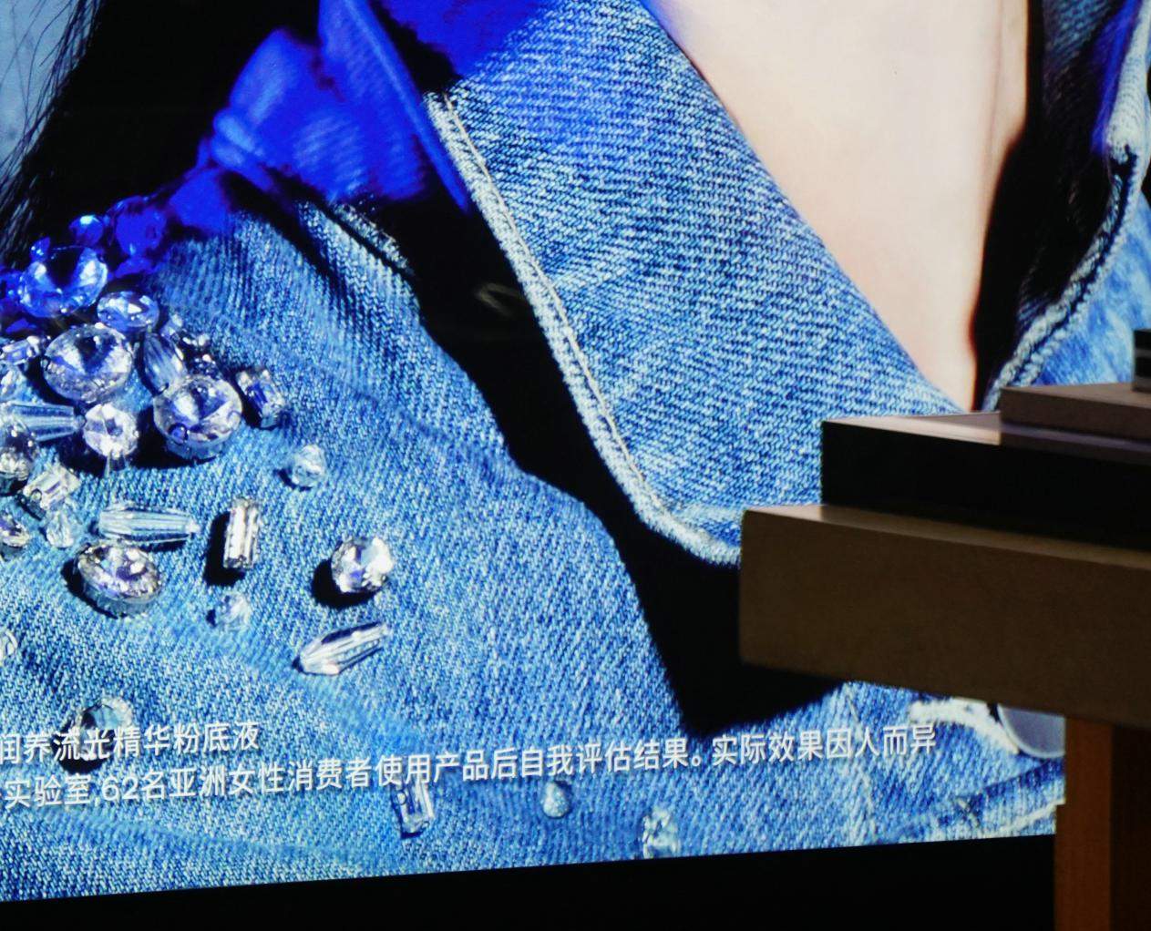 “大字吸睛、小字免责”成常态，商家广告满是“文字游戏”