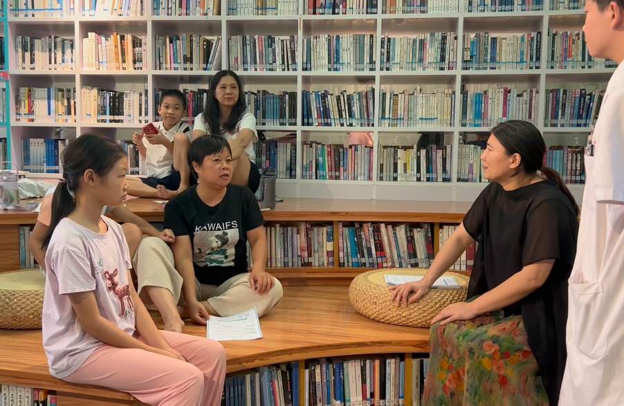 青少年脊柱守护行动——挺起少年脊梁