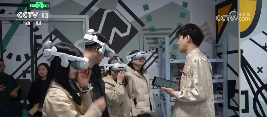 电影市场迎来火热开年 “电影+”多元消费新业态激活消费新引擎