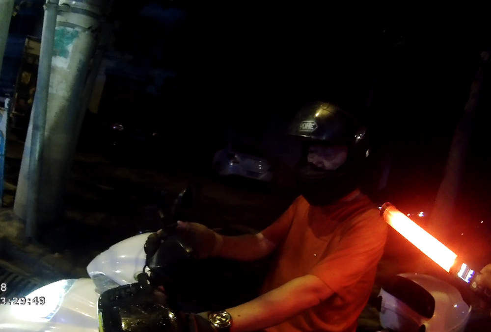 济南一男子醉驾被查，电话叫来其父“帮忙”，结果也被查了