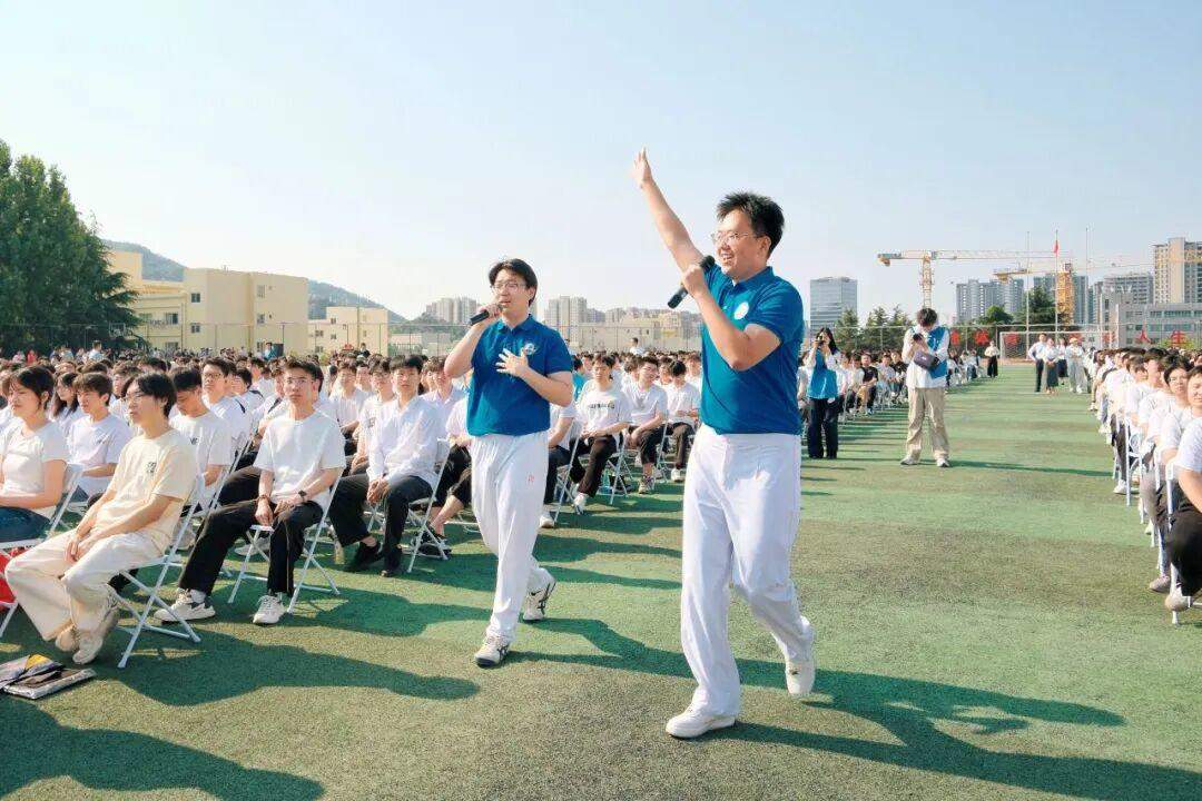 龙虾宴、田间答辩、院士返校!山东高校毕业礼各有绝活