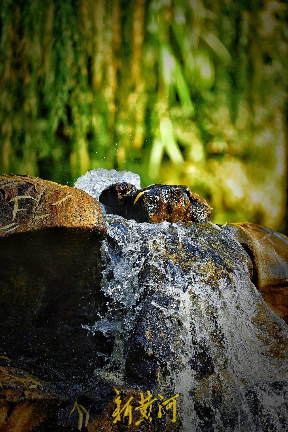 济南“月牙飞瀑”胜景持续在线突破100天