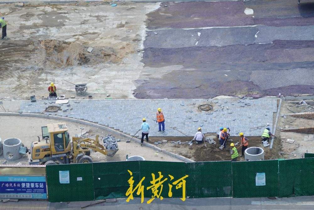 济南：“一站一楼”拆除 原址建临时交通枢纽