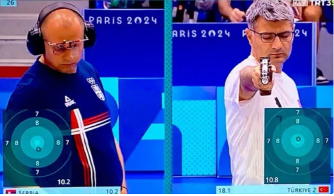 那年我单手插兜！土耳其大叔不戴护具单手插兜射击摘银 不知什么是对手