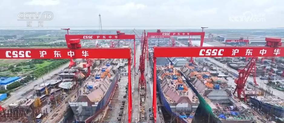 海上“超级带货王”交付 中国造船业接连刷新纪录