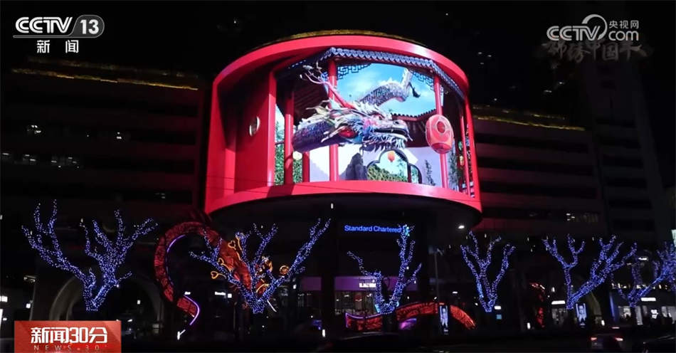 多个景区流光溢彩节日氛围浓 科技加持让“光影巨龙”腾飞而出