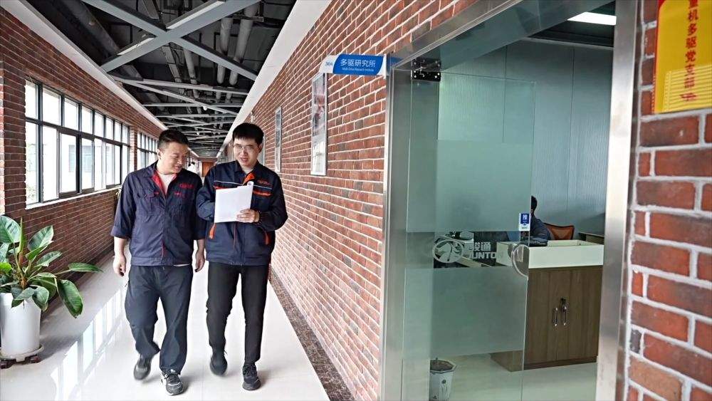 新华视点｜政策精准赋能 护航民企行稳致远