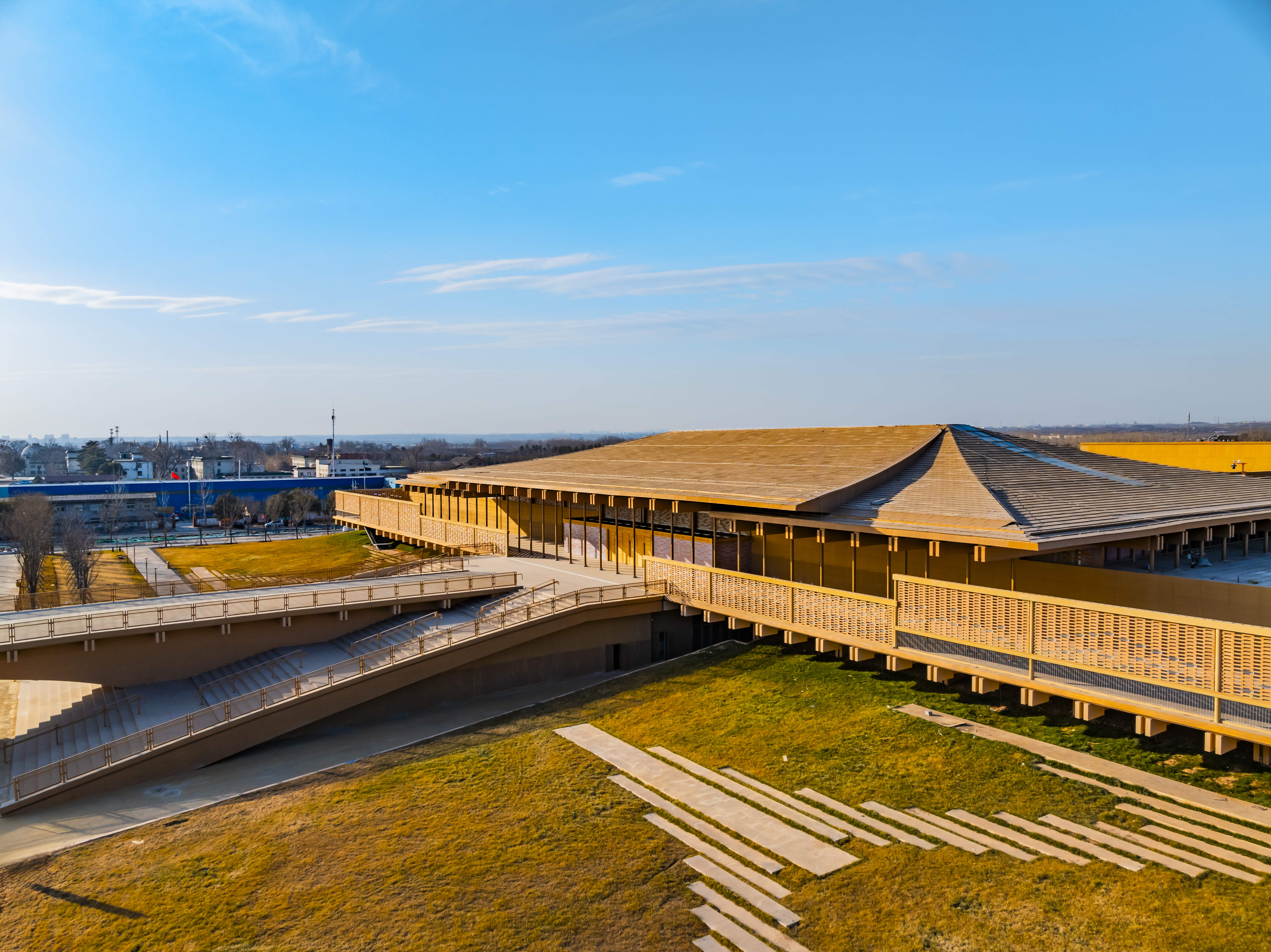 何以中国 黄河安澜丨在洛阳，感受黄河文明的“中”