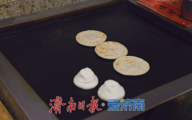 一口油旋香 满满济南味——老赵夫妻的生计与一座城市的舌尖记忆