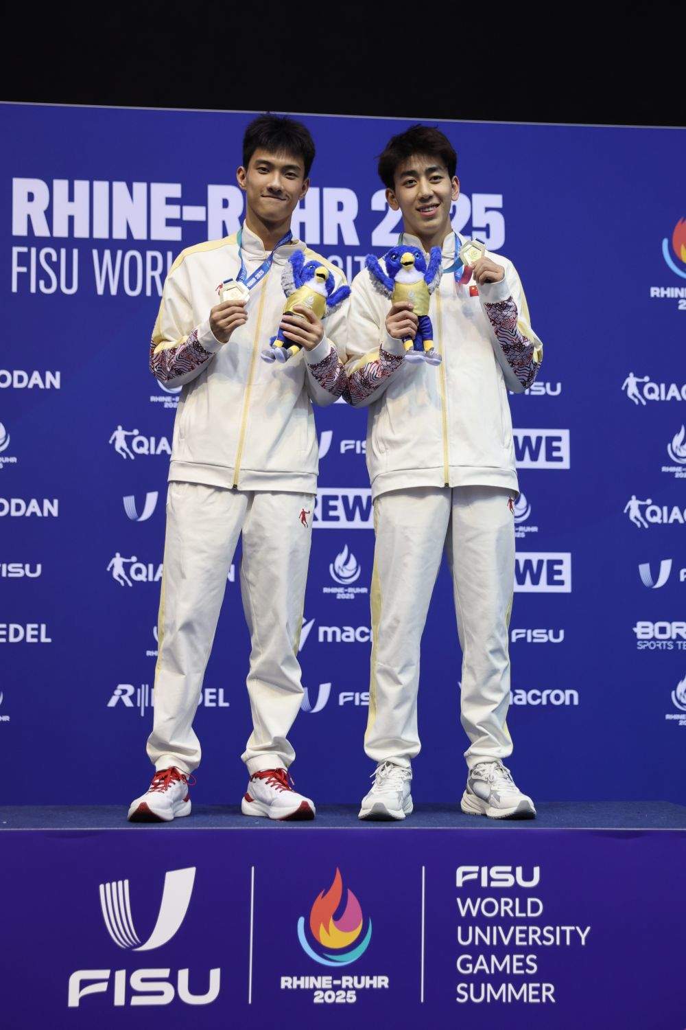 大运会｜综合：中国队单日揽5金 跆拳道、跳水各夺两冠