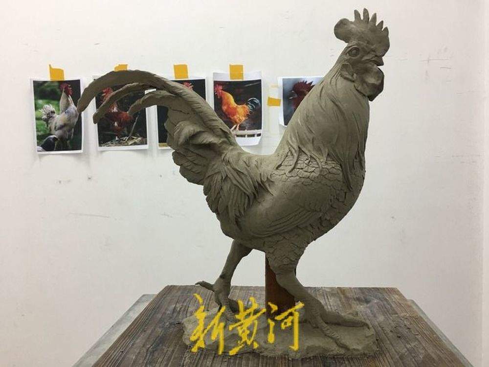 高4米宽3米重达1吨！90后雕塑师5天雕刻出济南最大哪吒浮雕