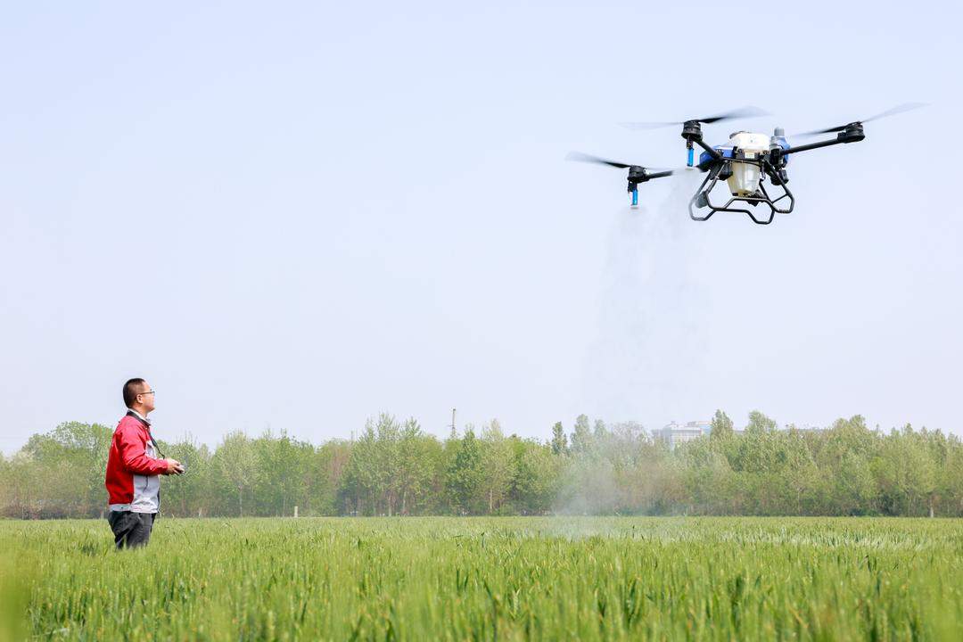 无人机驾驶员、口腔卫生技师……新职业打开就业新空间