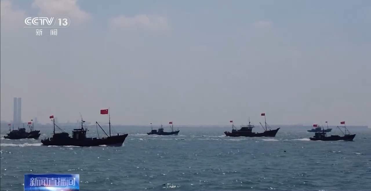 开渔期赶海忙 鲜活海产“游”进市场