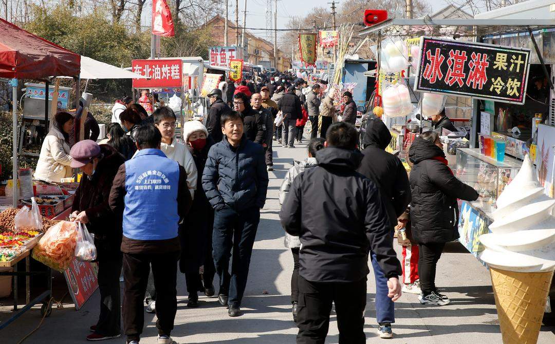 一幅画带火一个村！淄博沈家村迎来最热闹的春天