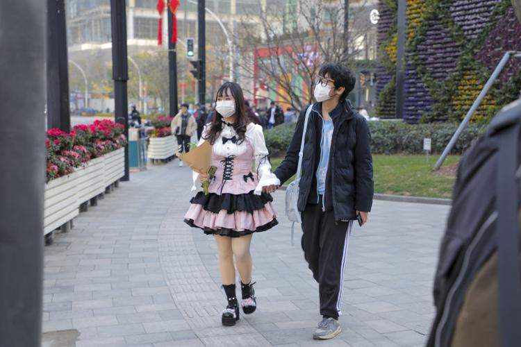 “坏回暖来了”上热搜，此次回暖是否异常？对生产生活有何影响？