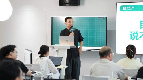 果壳心理：优等生突然休学，根源可能和成绩无关