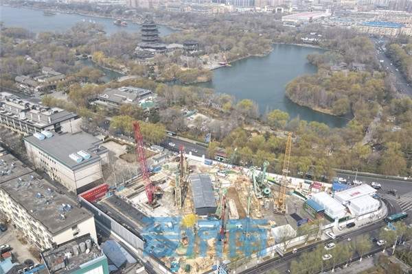 济南轨交6号线“湖畔地铁站” 土建施工取得重要进展