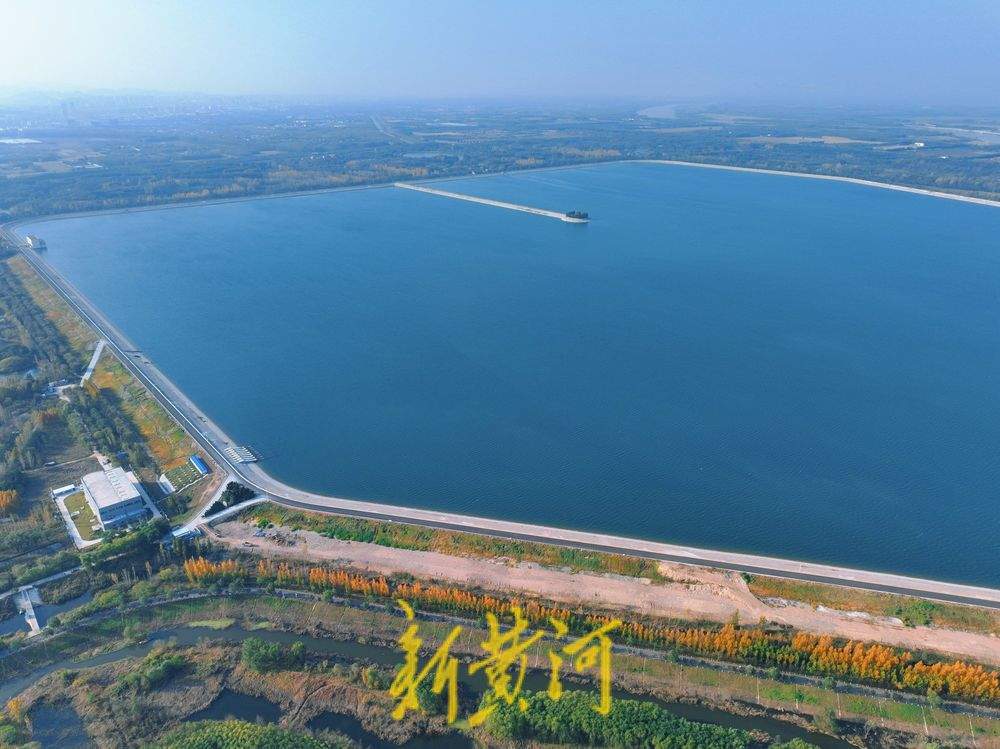 一年四季 泉在济南丨秋日的玉清湖 水天一色醉游人