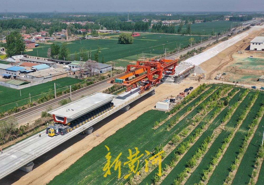 雄商高铁梁山至郓城段箱梁架设任务圆满完成