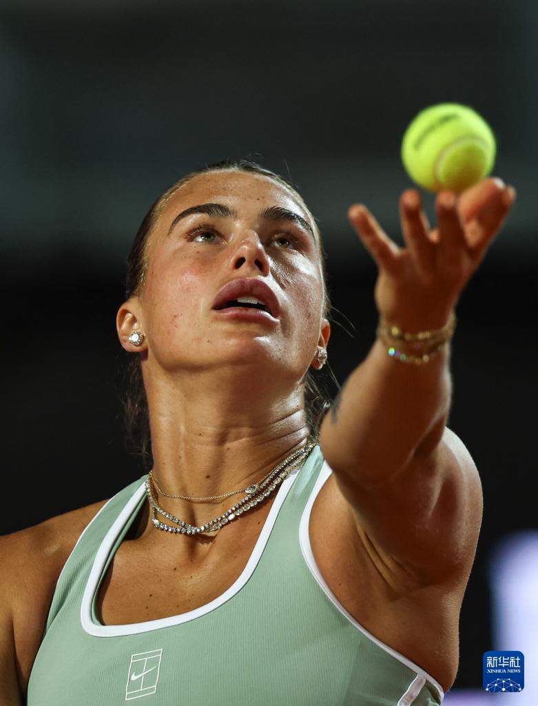 WTA1000罗马站：萨巴伦卡晋级32强