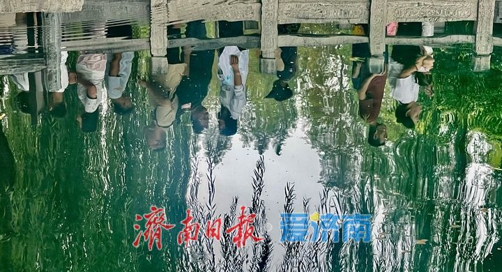 一年四季 泉在济南丨秋日亲泉热潮涌动 “泉水游”持续升温 - 济南社会 - 舜网新闻