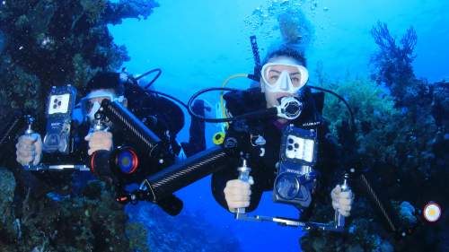 DIVEVOLK发起首届“我的手机水下奇遇”全球摄影大赛，旨在重新定义水下影像叙事